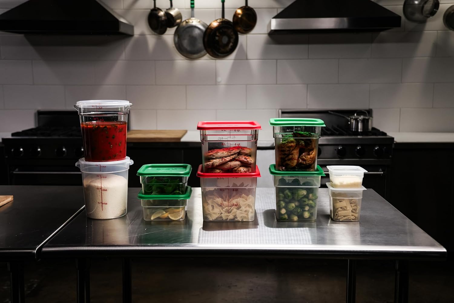 Recipientes para la preparación y el almacenamiento de alimentos.