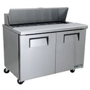 Mesa de preparación refrigerada, 2 ptas, 4 parrillas,, rfg HC R290, 48" - True