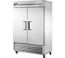 Congelador doble de puertas solidas con refrigerante ecológico R-290 - True