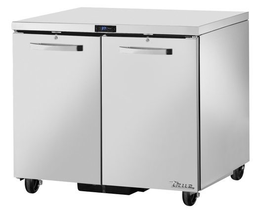 [TUC-36-HC-SPEC3-LP] Refrigerador bajo mesa con puertas sólidas con paquete de especificaciones 3 con ruedas de 1 1/2" low profile - True
